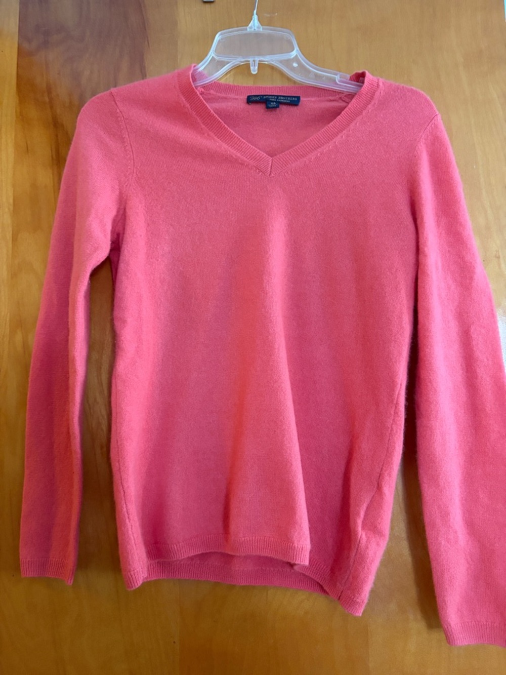 Brooks Brothers Women's V-Neck Sweater in Coral Pink